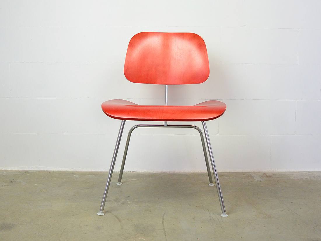 DCM chair Charles Eames Herman Miller