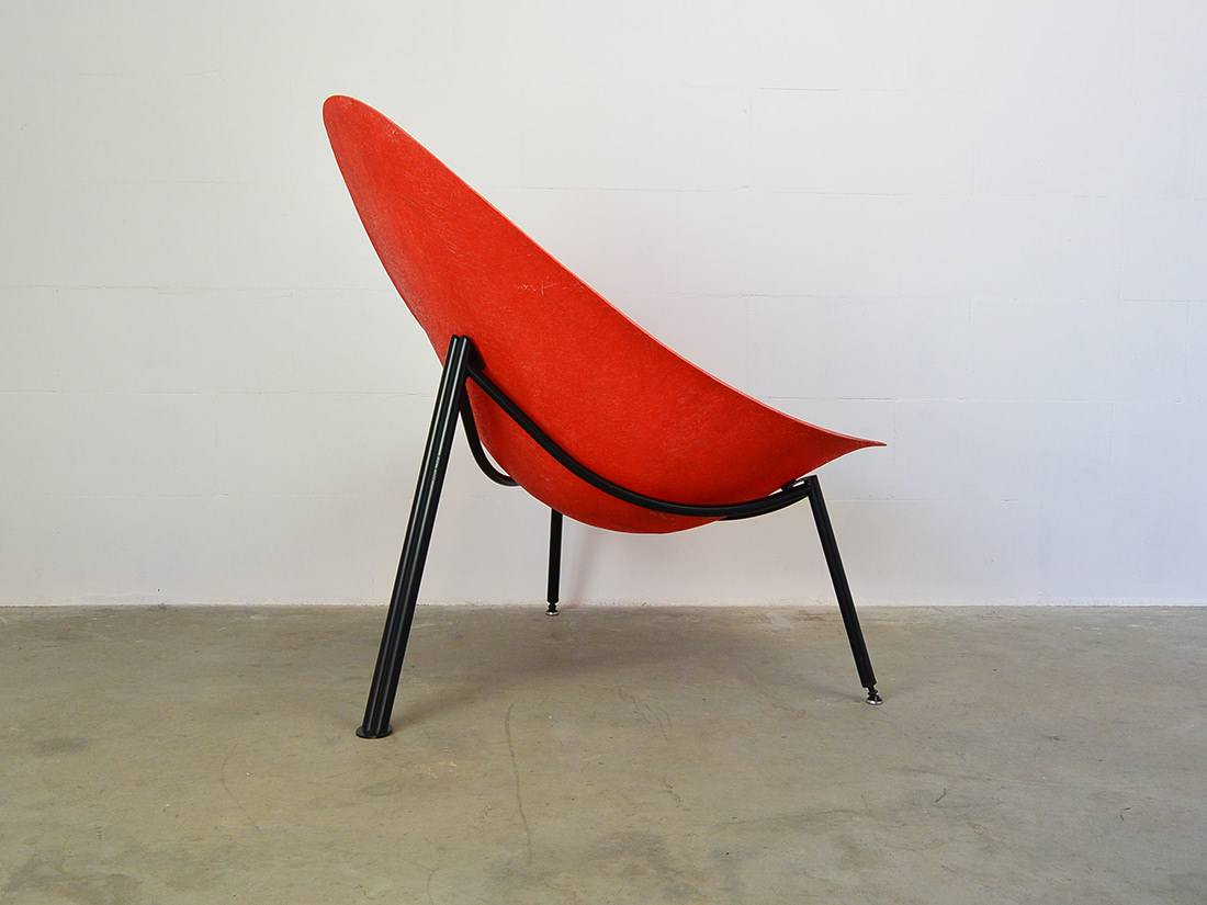 Fiber glass easy chair