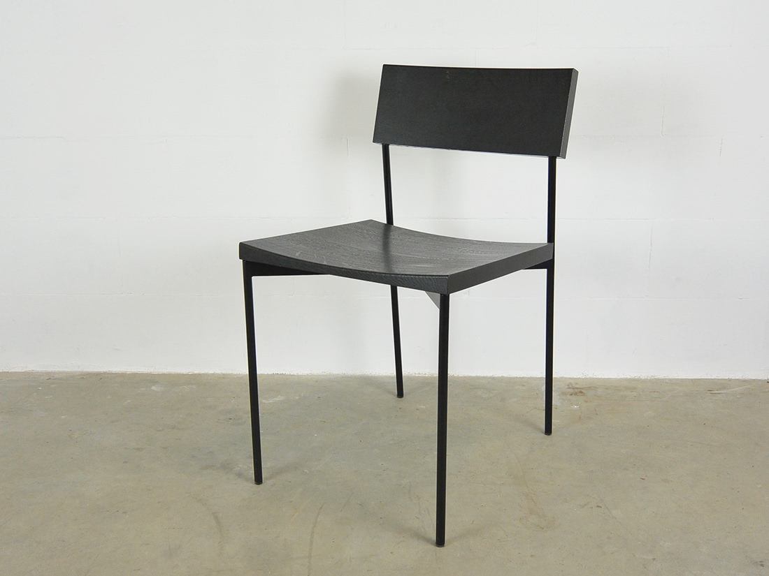 Henning Stoelen zwart Philipp Mainzer E15