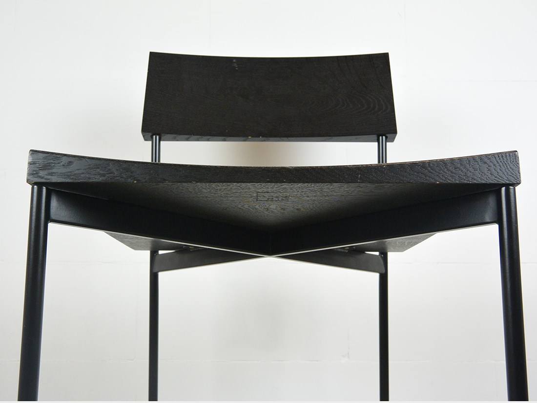 Henning chair designed by Philipp Mainzer