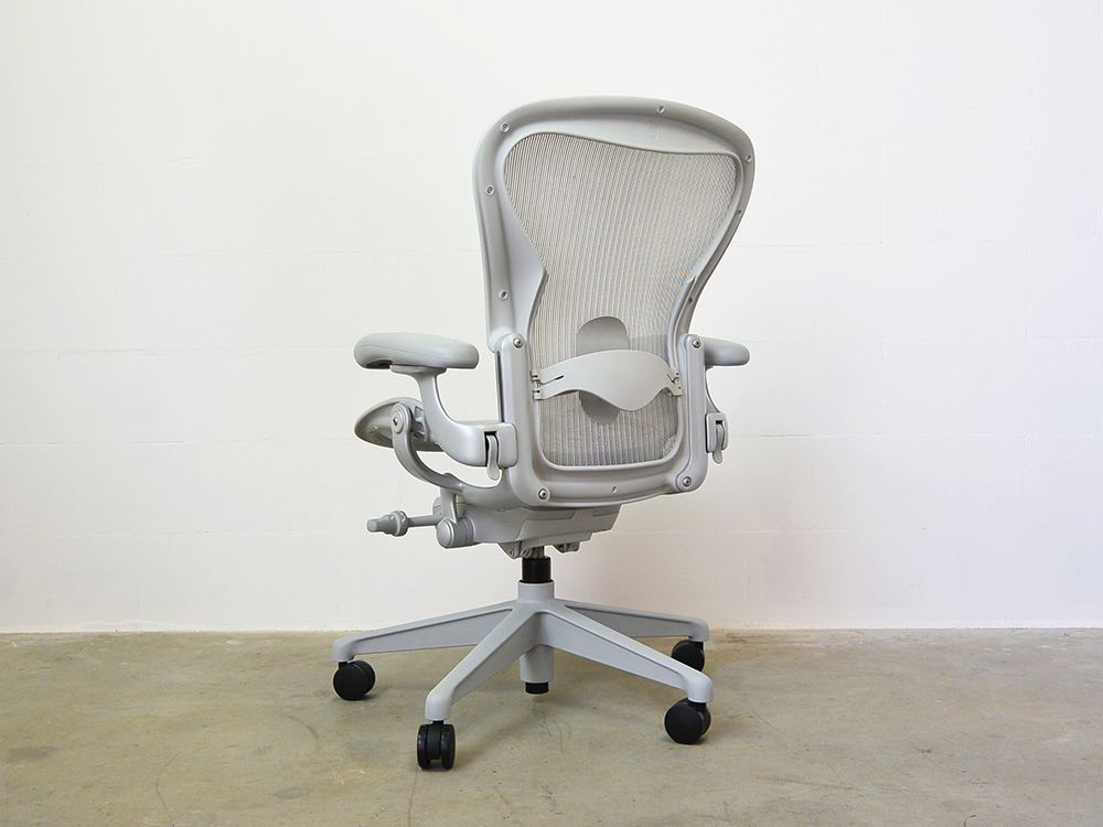 Herman Miller Aeron Mineral