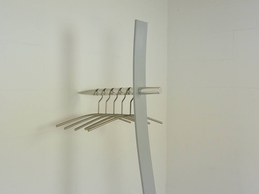 Cascando Standalone coat rack aluminum