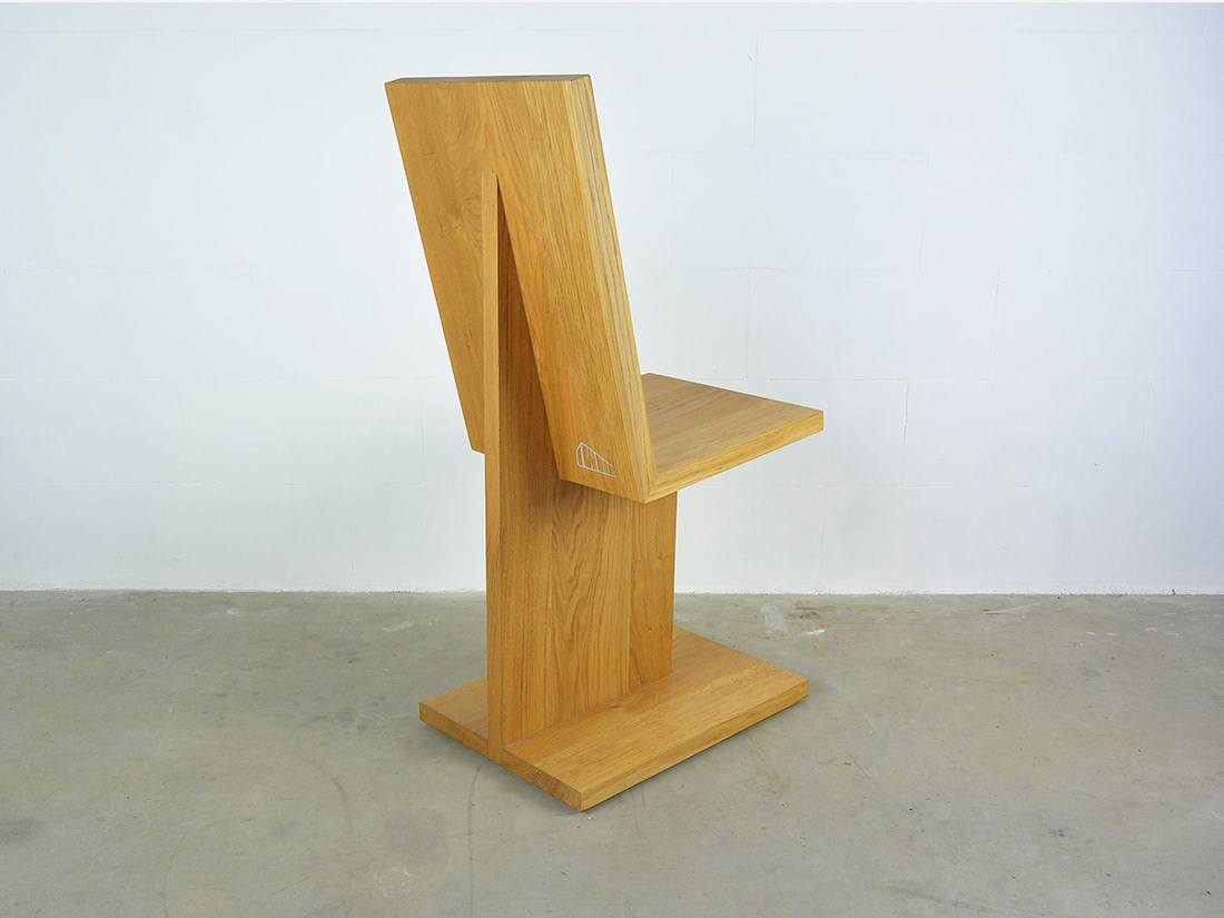 Standman Chair