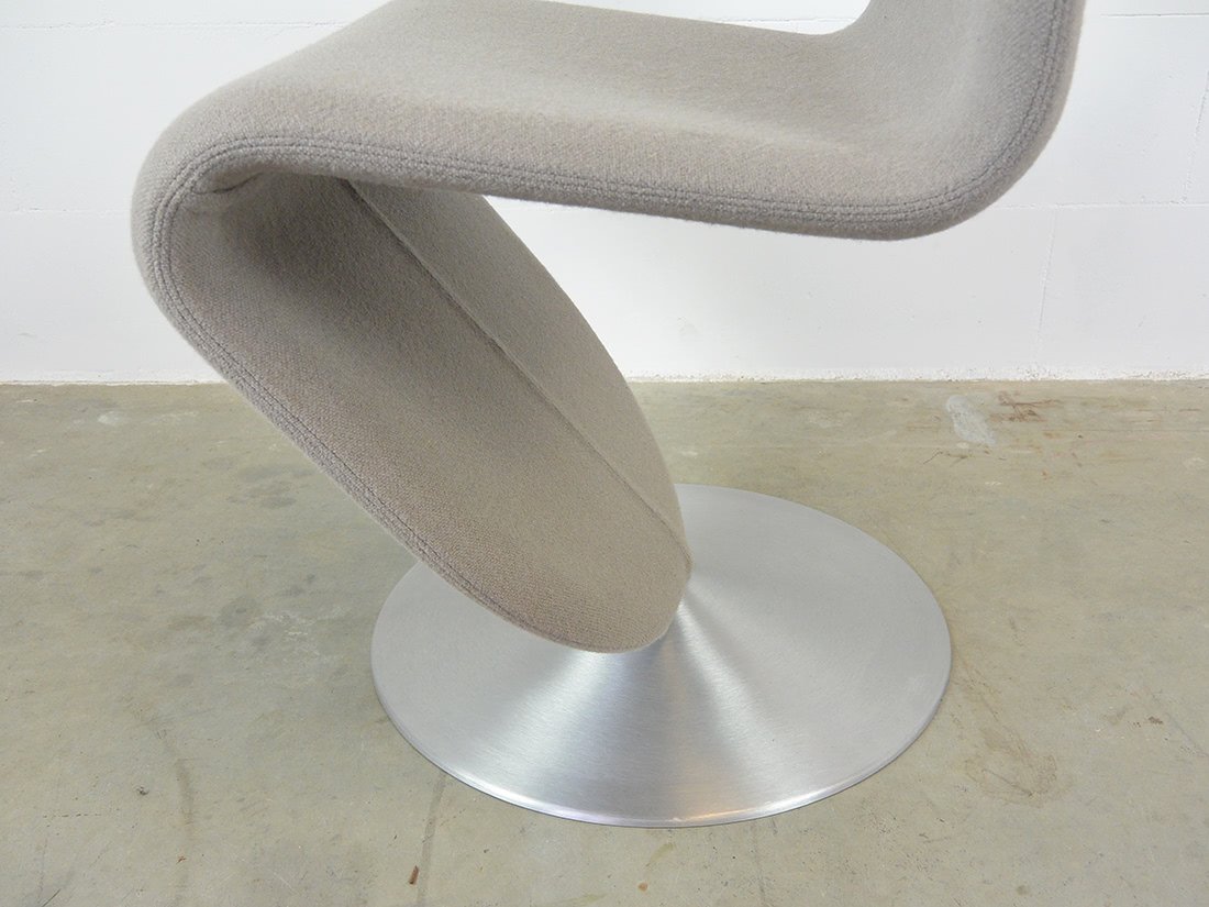 Verpan System 1-2-3 dining chair, design by Verner Panton