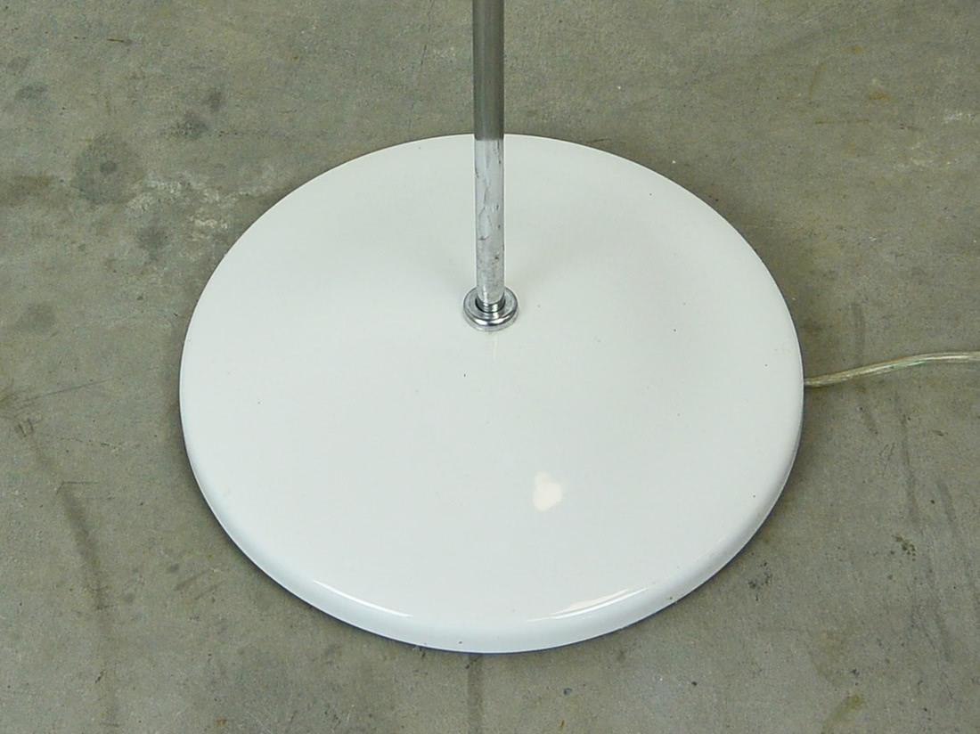 Oluce floor lamp by Sebastian Bergne