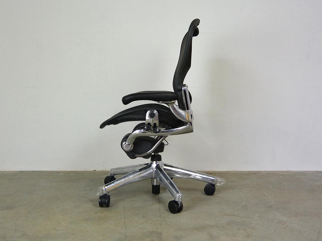 Aeron Office Chair 2018 Herman Miller and Chadwick Stumpf