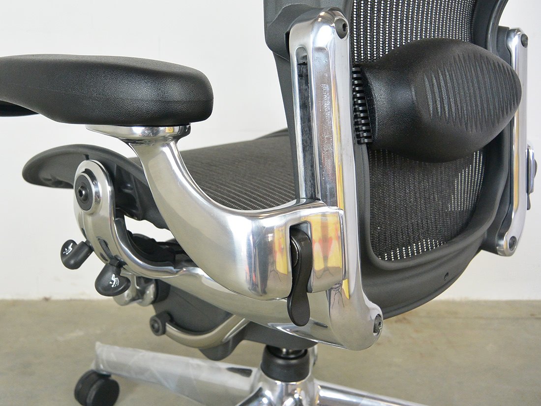 Aeron Office Chair 2018 Herman Miller and Chadwick Stumpf