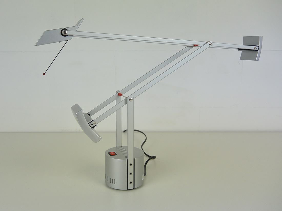 Artemide Tizio Micro Desk Lamp designed by Richard Sapper