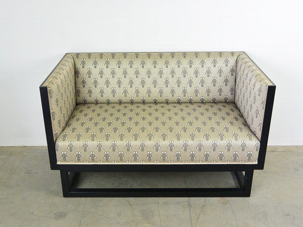Cabinett Sofa | Wittmann, design by Josef Hoffmann - Ideo ...