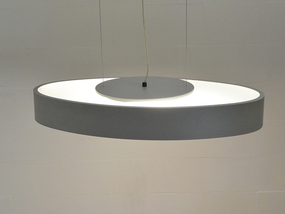 Hopper OV70 oval pendant lamp designed by Alberto Lievore