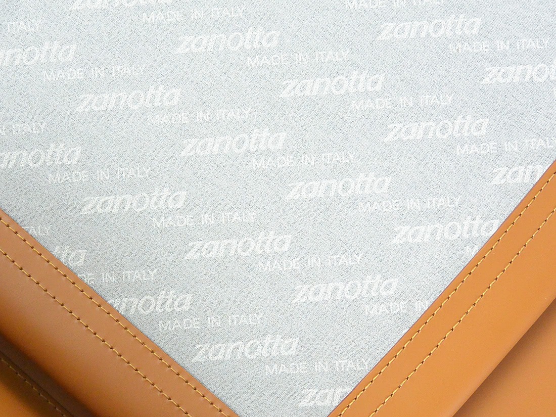 Zanotta Lia 2087 chair