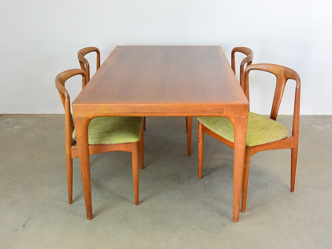 Danish design 60s table 7