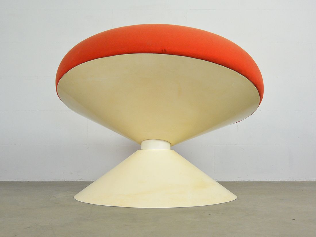 Diabolo chair 4