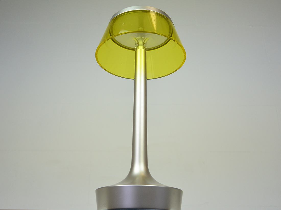 FLOS Bon Jour Unplugged Tafellamp Philippe Starck 3
