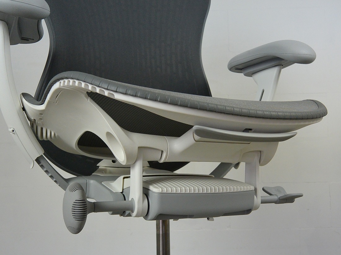 Herman Miller Mirra 2 bureaustoel 9