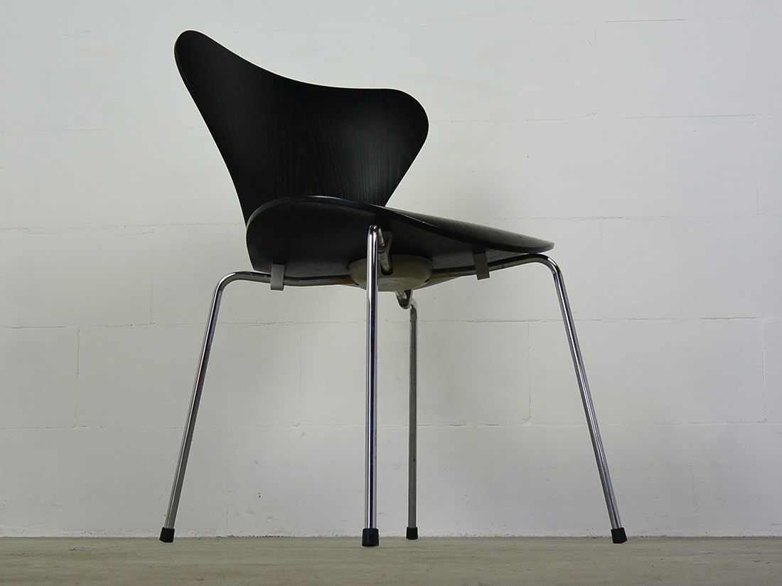 Fritz Hansen Vlinderstoel zwart Serie 7 7