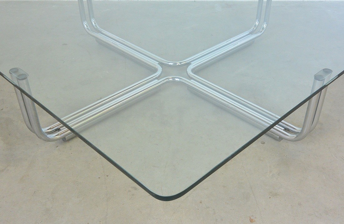 Cassina_Gianfranco Frattini coffee table 4