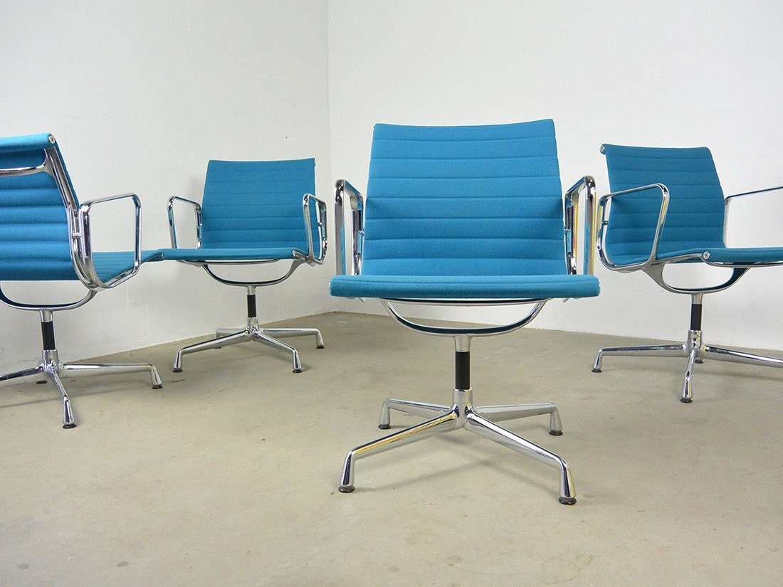 Eames EA 107 hopsak turquoise