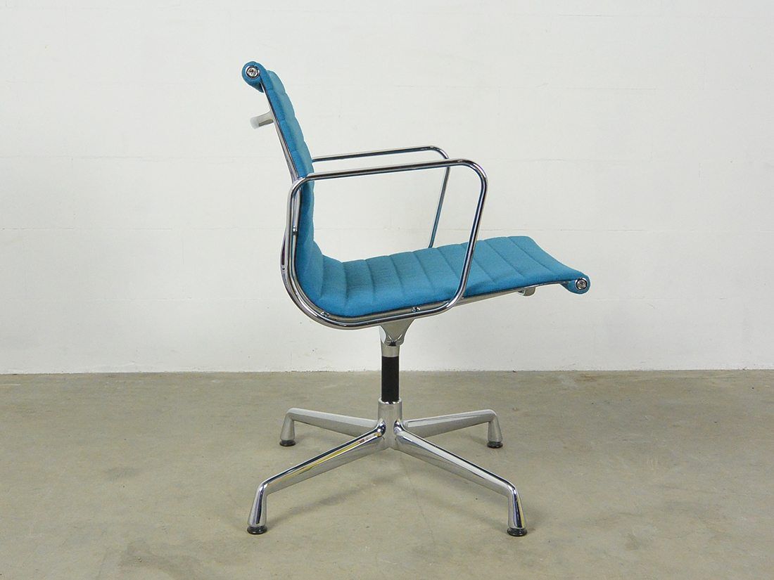 Eames EA 107 hopsak turquoise 3