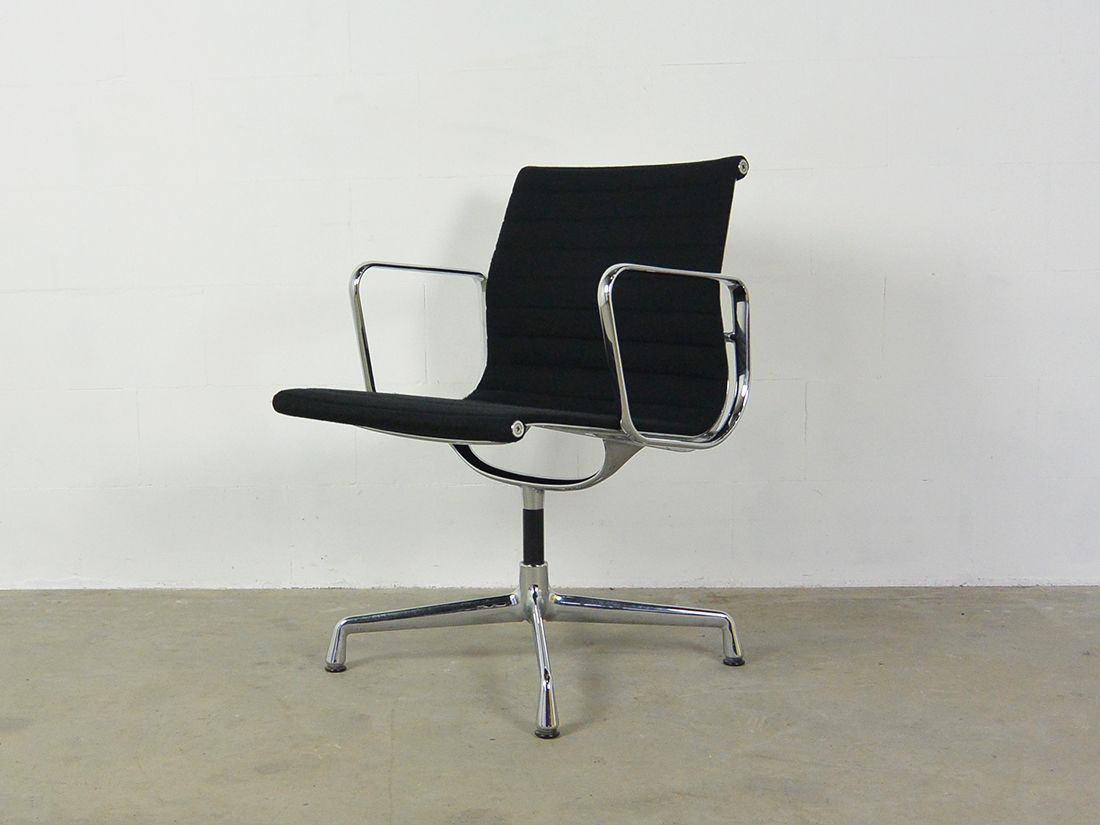 Eames EA 107 hopsak black 2