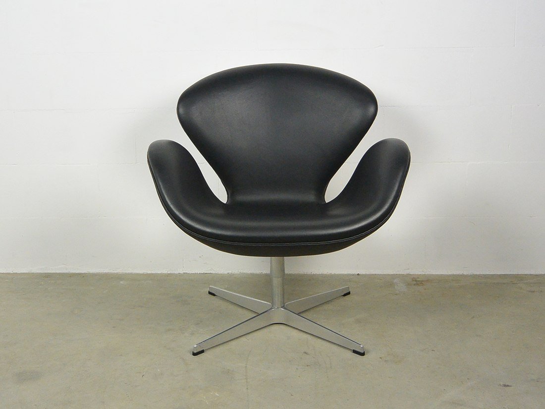 arne jacobsen swan chair fritz hansen 1