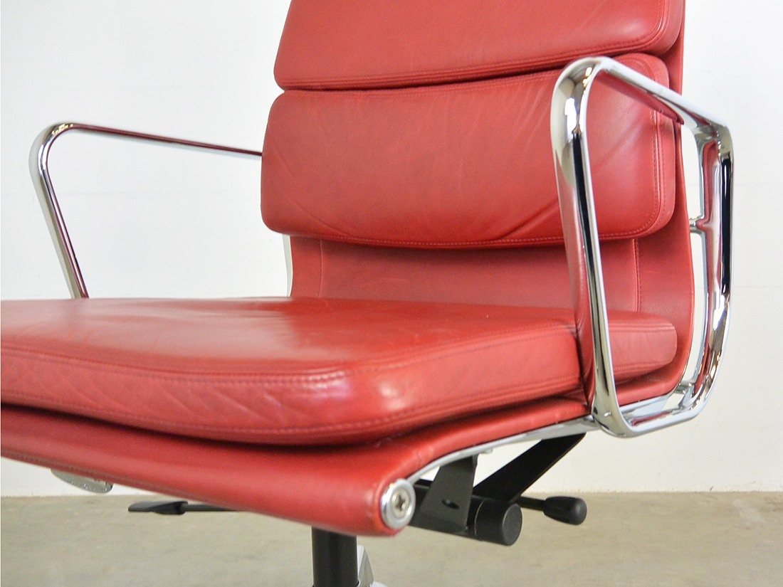 Eames EA 219 Vitra rood 6