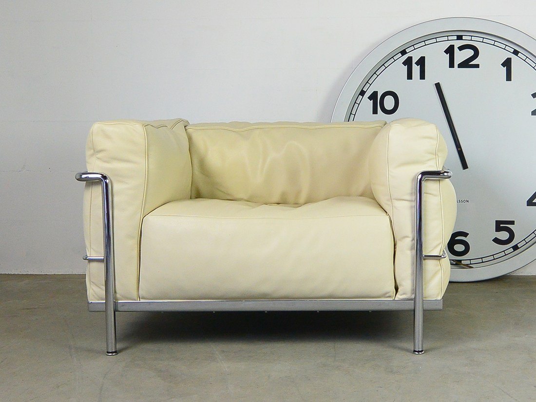 LC3 Le Corbusier Cassina 8