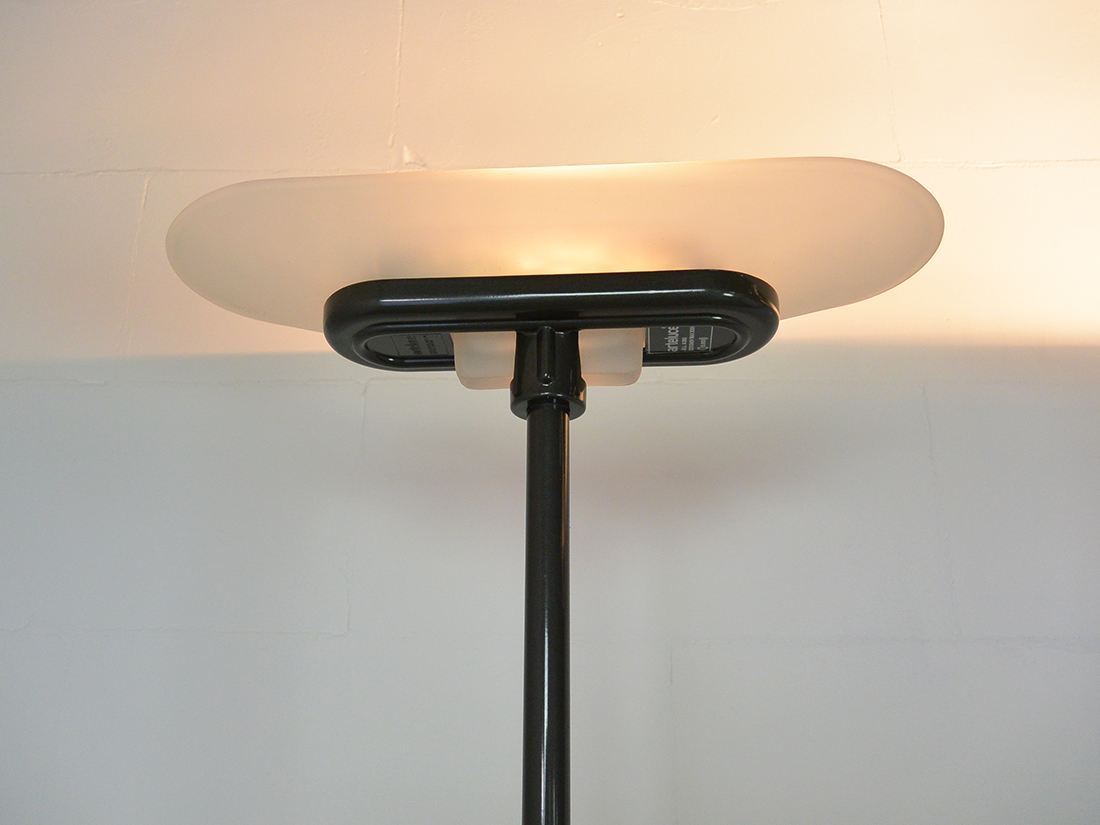 Vloerlamp arteluce jill a 380 italiaans design WIT 5