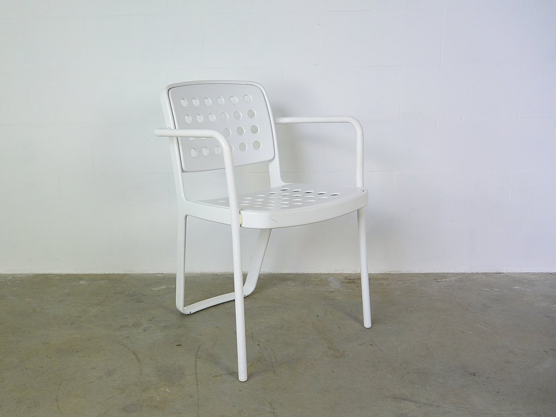Established and Sons De La Warr stoel Jay Osgerby Edward Barber 1