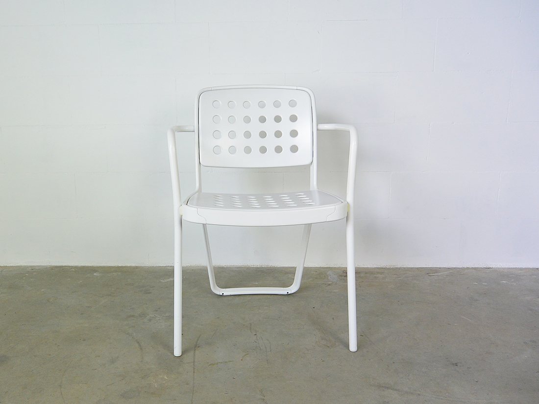 Established and Sons De La Warr stoel Jay Osgerby Edward Barber 3