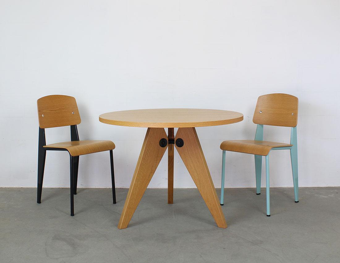 Vitra Standard chair Guéridon tafel 2