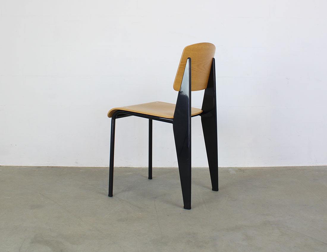 Vitra Standard chair zwart 3