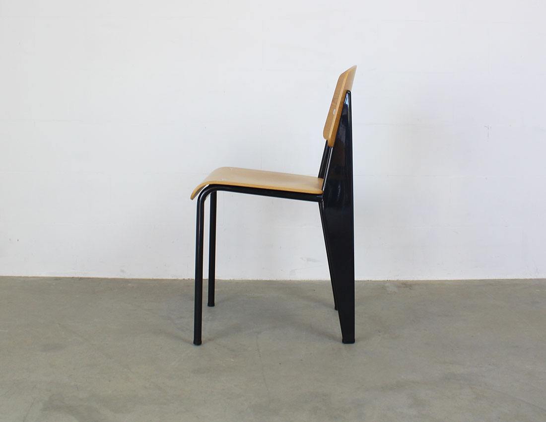 Vitra Standard chair zwart 6