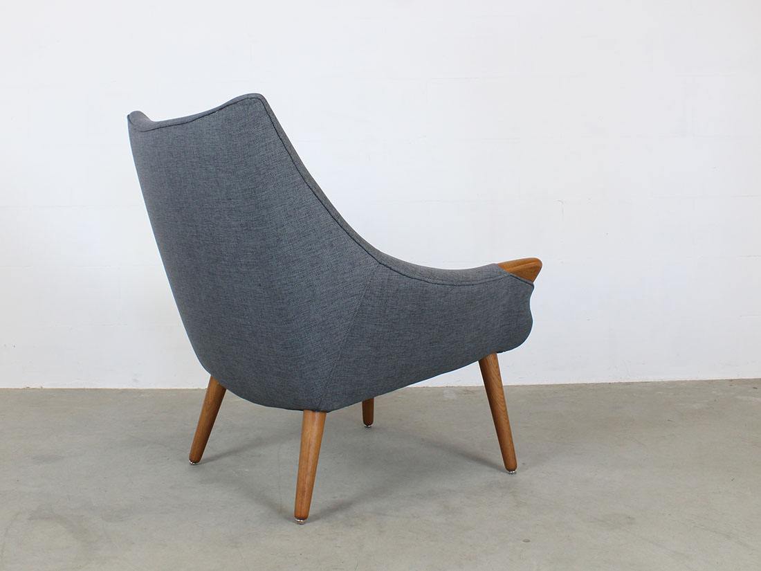 Matzform Mama Bear chair tribute to Hans J. Wegner 4