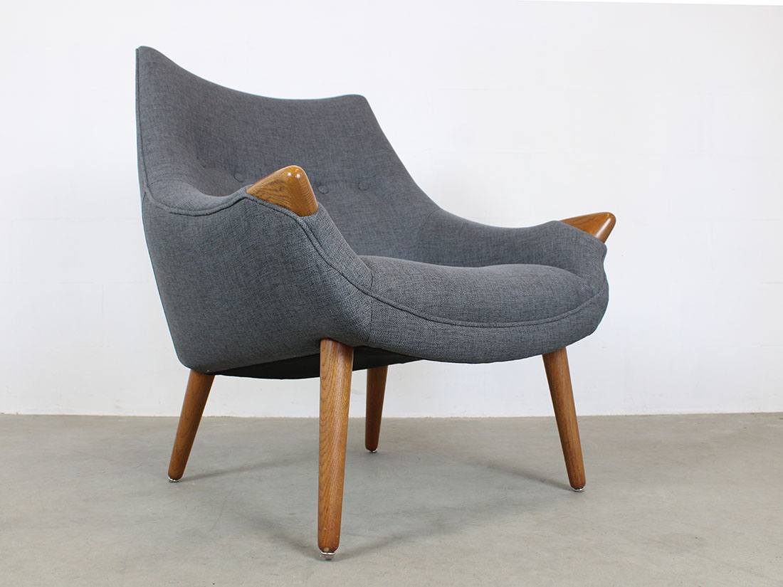 Matzform Mama Bear chair tribute to Hans J. Wegner 9