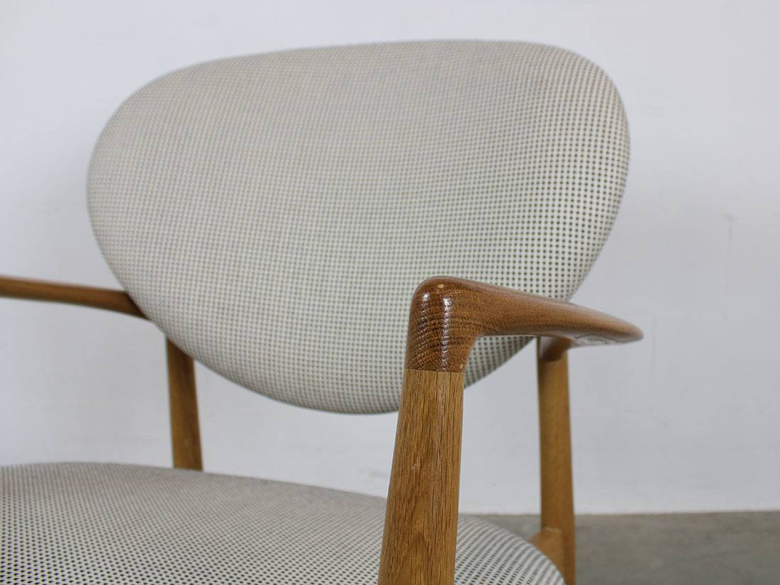 Matzform Medallion chair Ib Kofod-Larsen 7