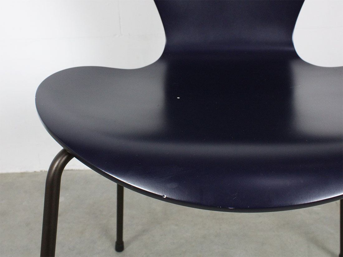 Fritz Hansen Vlinderstoel 3107 60 jaar Arne Jacobsen 7