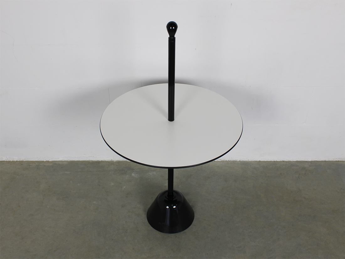 Zanotta side table Servomuto Achille Castiglioni 3