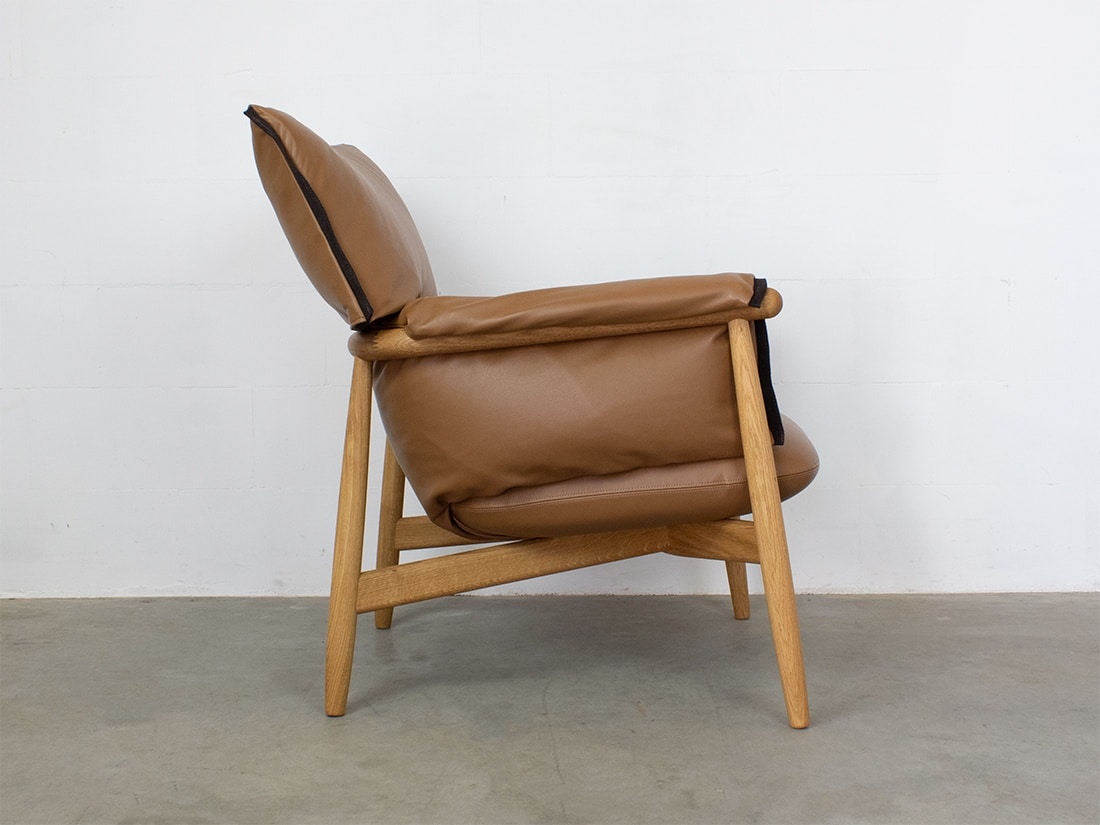 Carl Hansen & Søn E015 Embrace Lounge Chair EOOS 3