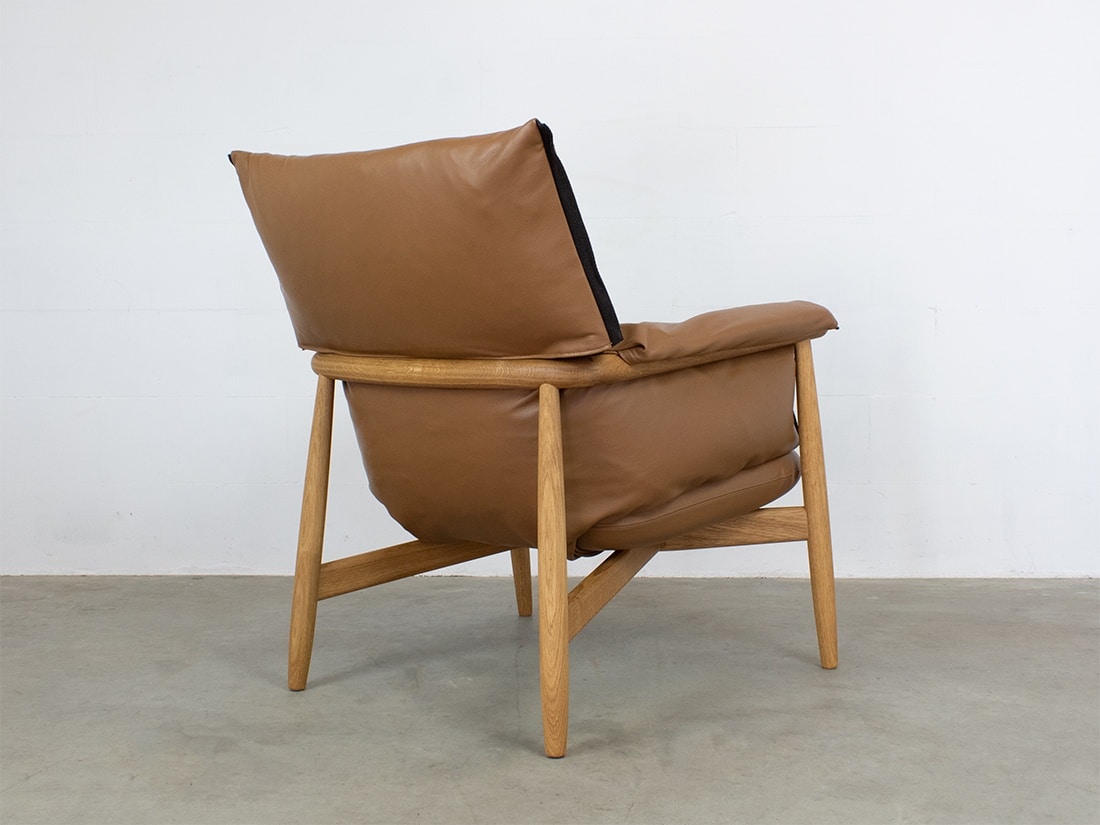 Carl Hansen & Søn E015 Embrace Lounge Chair EOOS 4