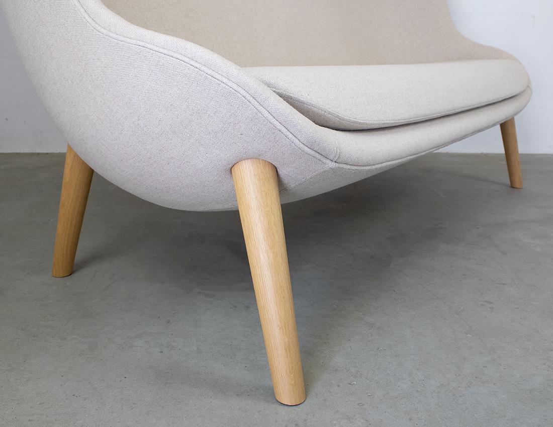 Normann Copenhagen Hyg sofa oak Simon Legald 7