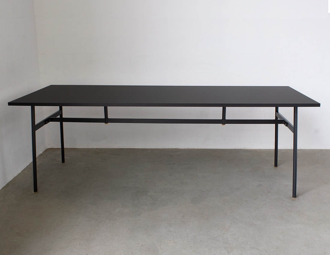 Normann Copenhagen Union Table Simon Legald black 1