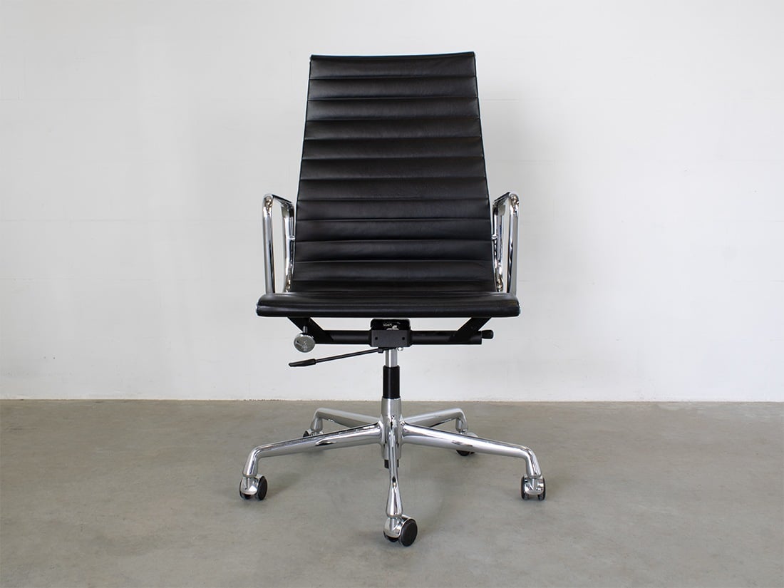 Eames EA 119 Vitra zwart 1