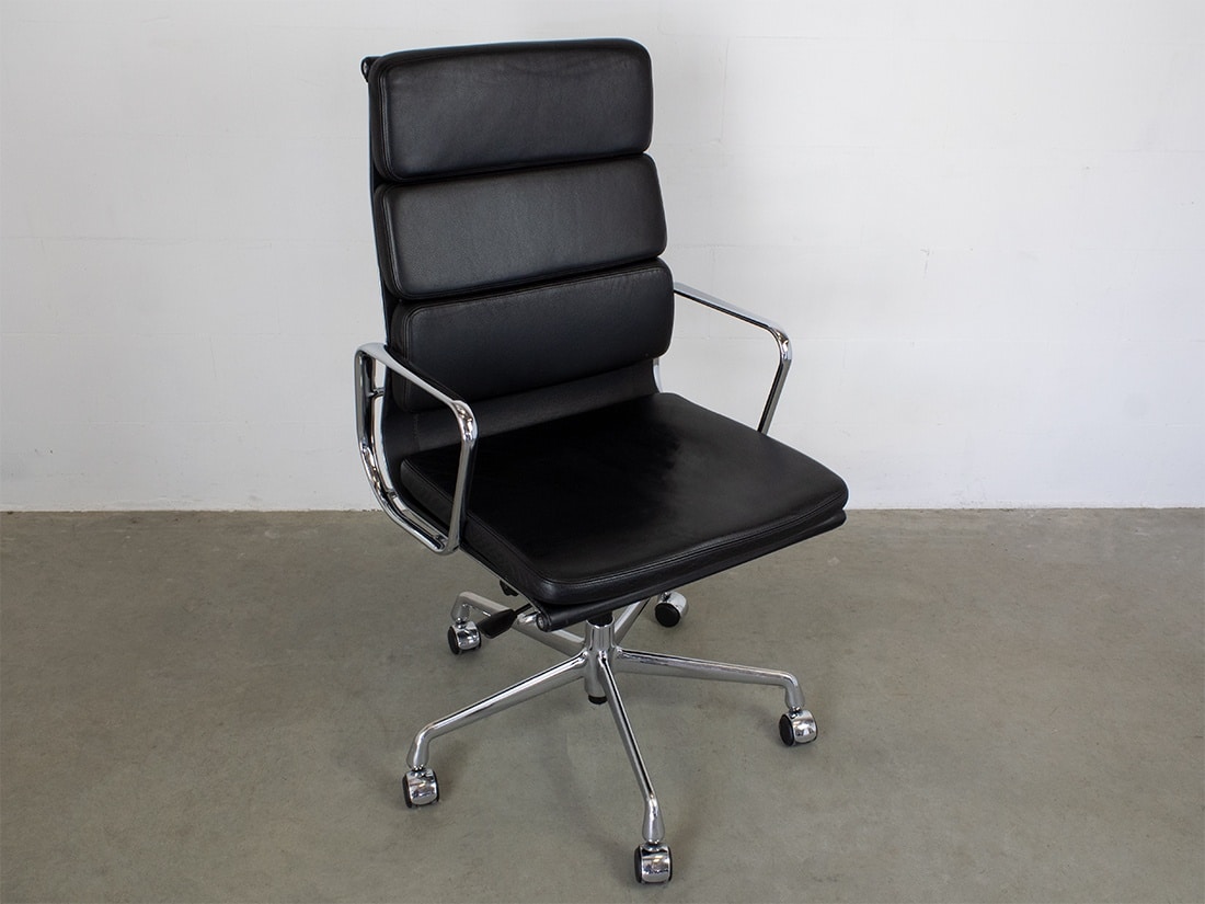 Eames EA 219 zwart padded 6