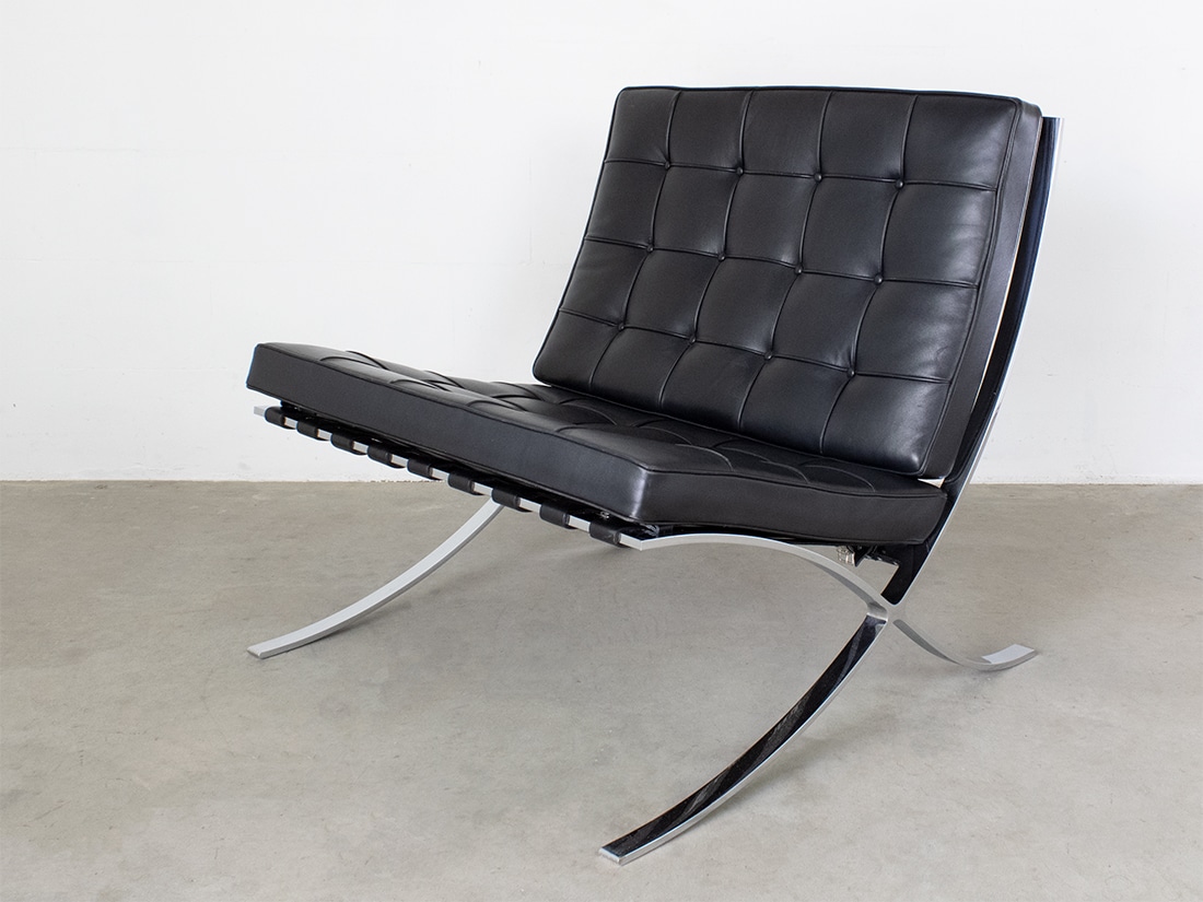 Knoll Barcelona Chair Ludwig Mies van der Rohe 12