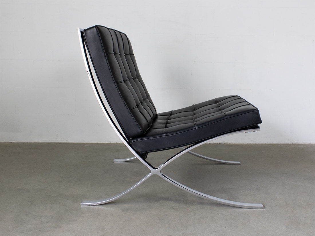 Knoll Barcelona Chair Ludwig Mies van der Rohe 4