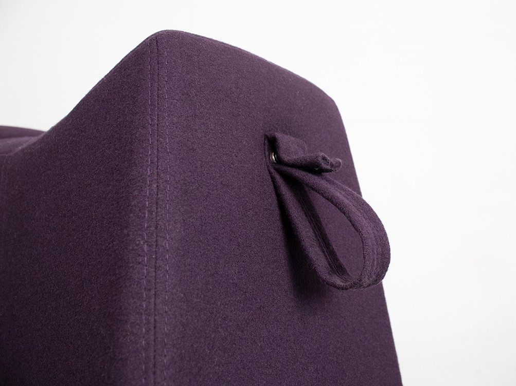 Naughtone Pinch Poef aubergine5