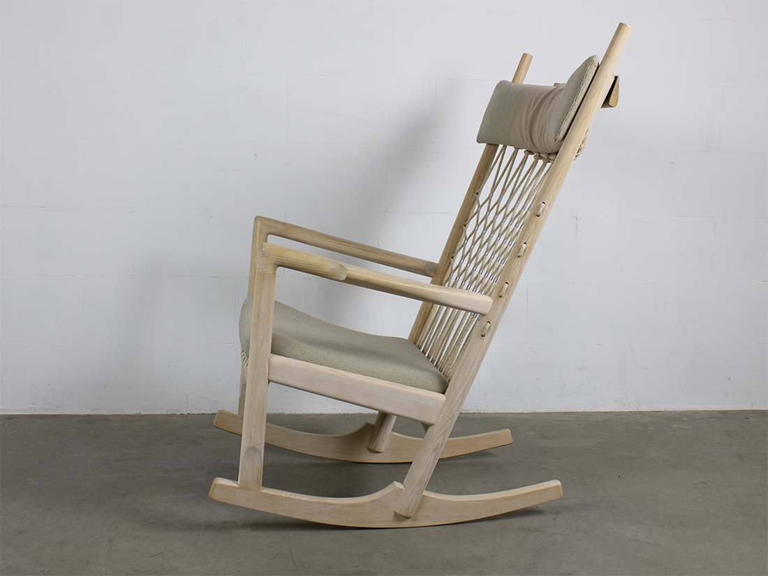 PP Mobler pp124 Rocking Chair Hans Wegner 2