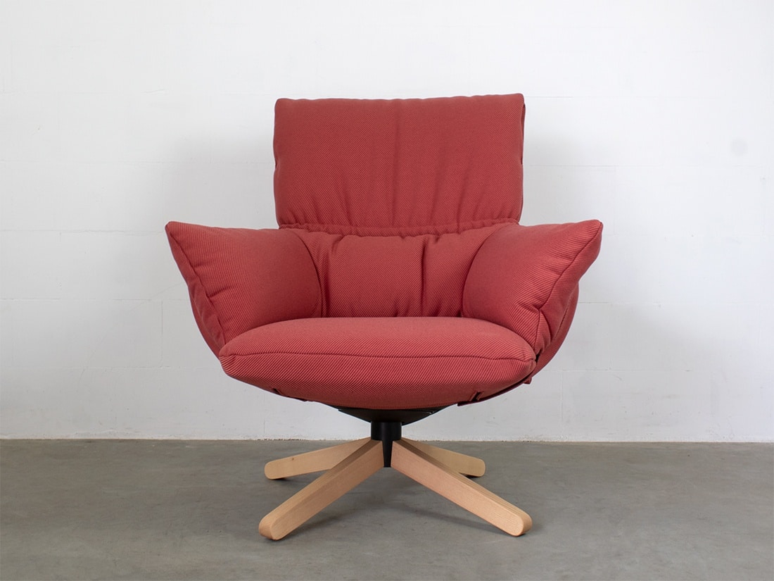 Cappellini Lud'o lounge chair Patricia Urquiola Koraal 2