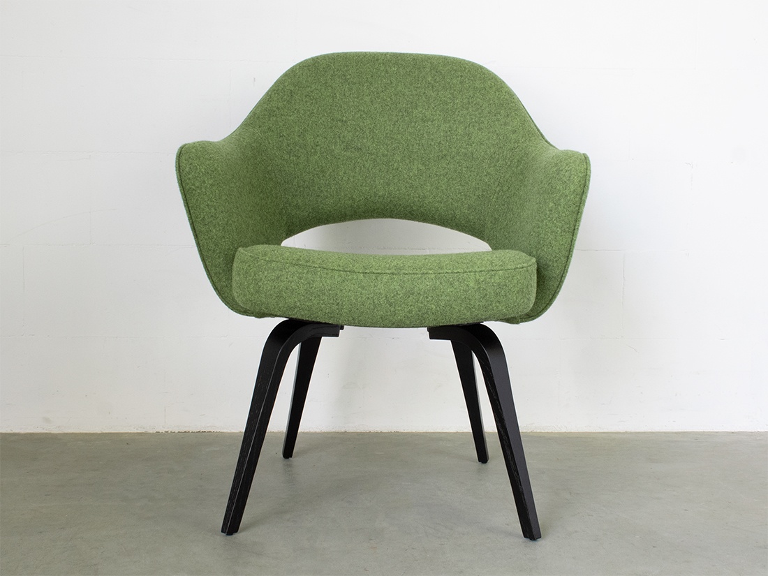 Knoll Saarinen Executive Chair gr2